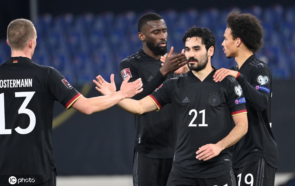 هدافي برشلونة في دوري أبطال أوروبا عبر التاريخ