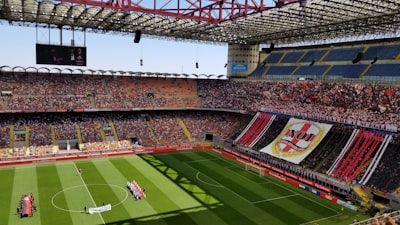 مباراه ليفربول ضد ريال مدريد مباشرمواجهة أسطورية بين عمالقة الكرة الأوروبية